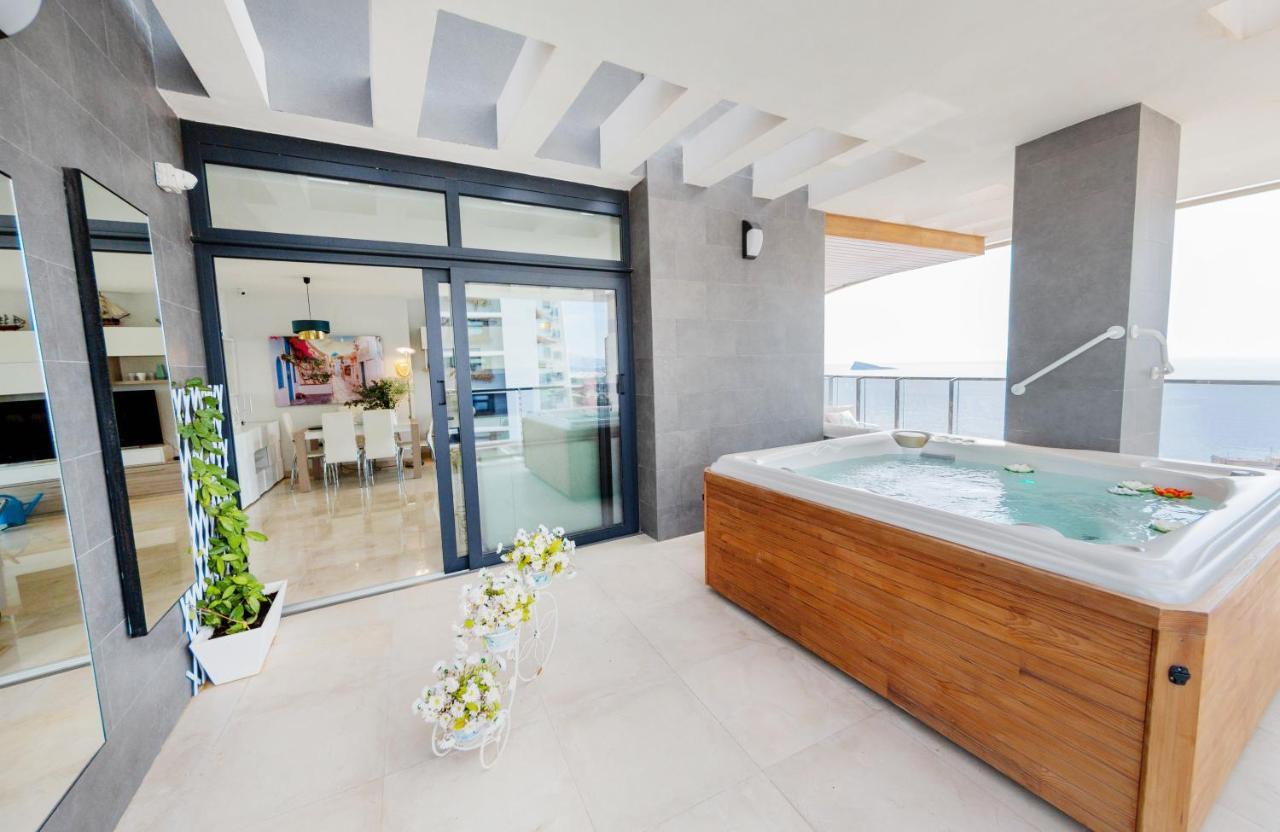 Ferienwohnung Sunset Waves Benidorm Julieta Vistas Al Mar Premium 200 Mt2 Con Jacuzzi En Terraza Exterior foto