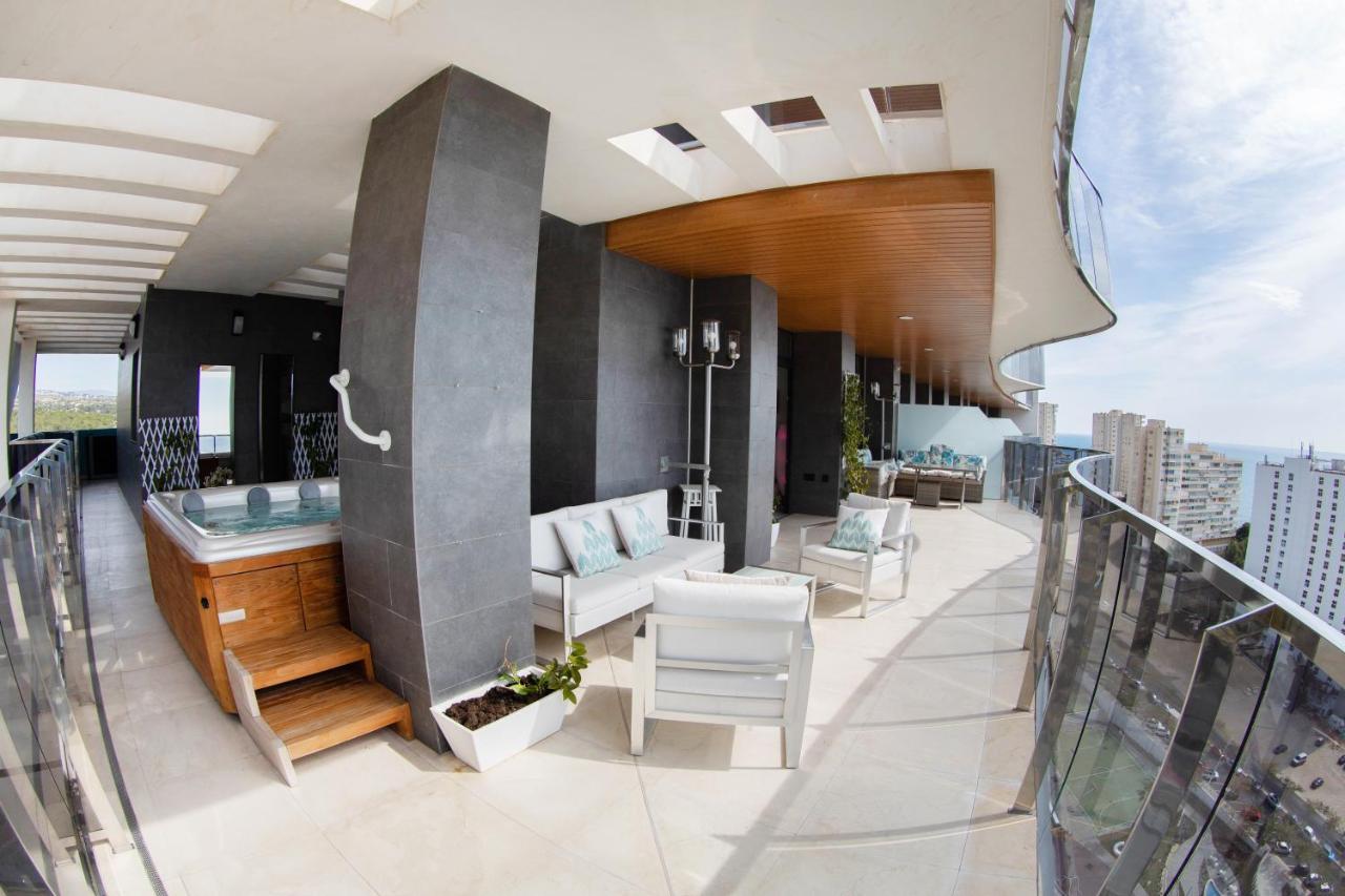 Ferienwohnung Sunset Waves Benidorm Julieta Vistas Al Mar Premium 200 Mt2 Con Jacuzzi En Terraza Exterior foto