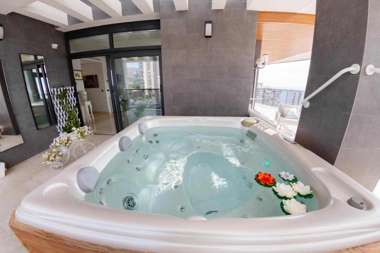 Ferienwohnung Sunset Waves Benidorm Julieta Vistas Al Mar Premium 200 Mt2 Con Jacuzzi En Terraza Exterior foto