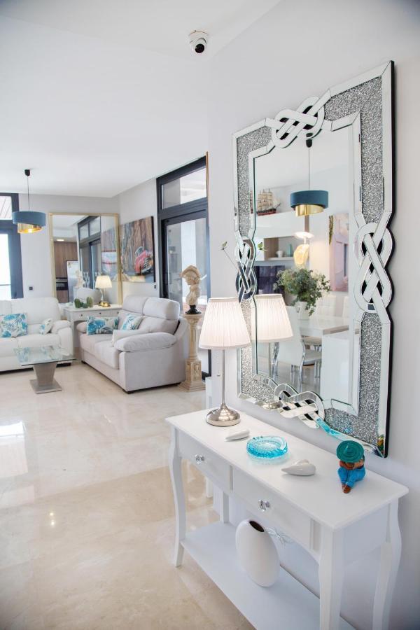 Ferienwohnung Sunset Waves Benidorm Julieta Vistas Al Mar Premium 200 Mt2 Con Jacuzzi En Terraza Exterior foto